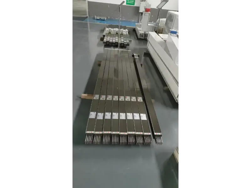 La fabbrica cinese di sistemi di condotti sbarre lancia prodotti di protezione IP68 per una distribuzione affidabile dell'energia in ambienti estremi
