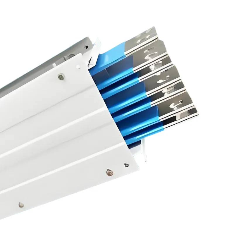 Busway orizzontale isolato in aria