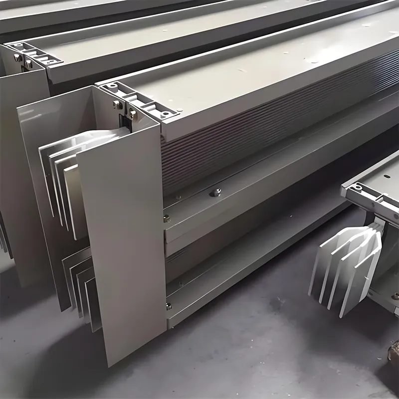 Busway sandwich a bassa tensione