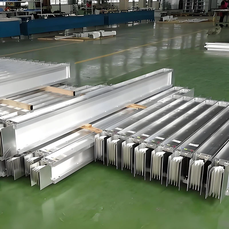 Busway chiuso a media corrente