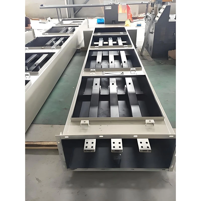 Condotto bus ad alta tensione con custodia in acciaio